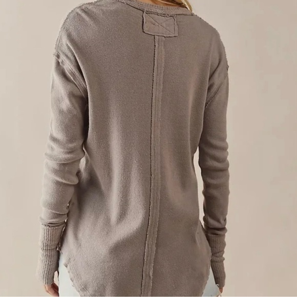 Free People Colby Long Sleeve Tee in Atmosphere, Sz M - Picture 3 of 16